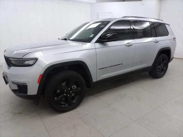 2024 Jeep Grand Cherokee L Limited 4x4 for sale in Beatrice, NE