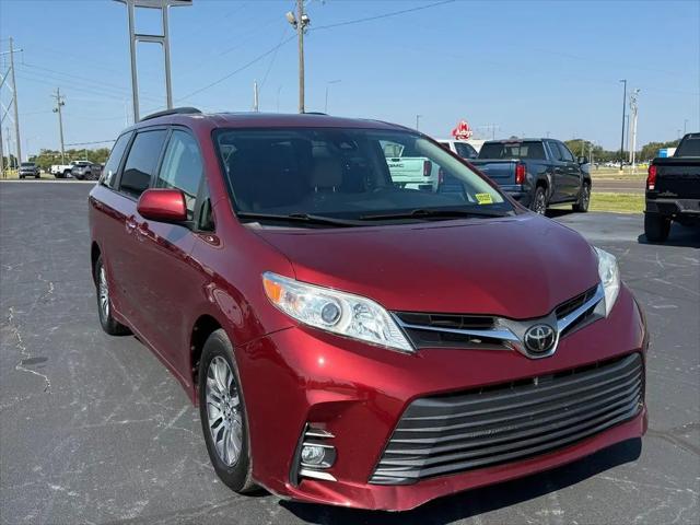 2019 Toyota Sienna XLE 8 Passenger for sale in Salem, IL