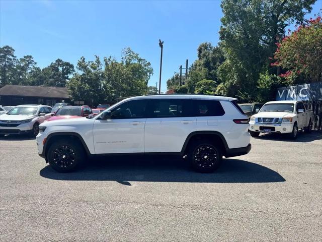 2022 Jeep Grand Cherokee L Laredo 4x2 for sale in CONROE, TX