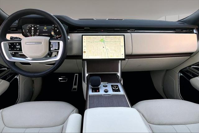 2027 Land Rover Range Rover SE