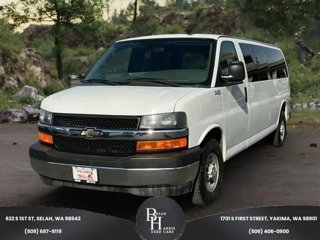 2017 Chevrolet Express LT for sale in Selah, WA