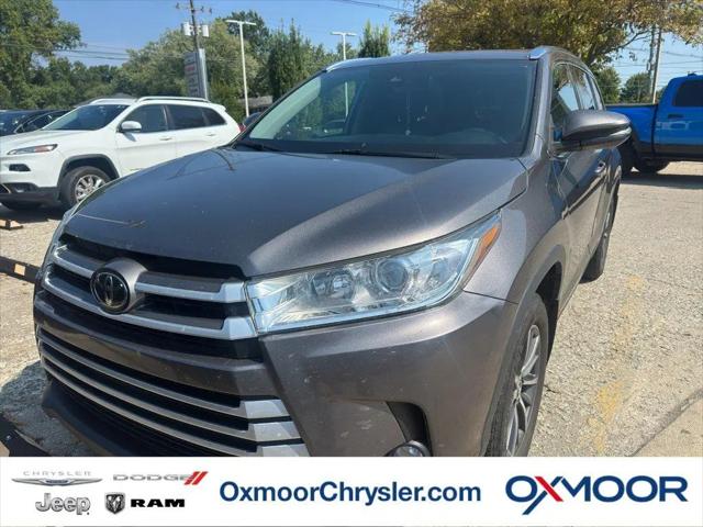 2019 Toyota Highlander XLE for sale in Louisville, KY