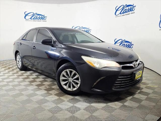 2016 Toyota Camry LE for sale in Beaumont, TX