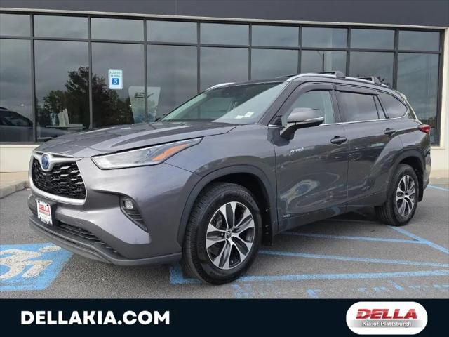 2021 Toyota Highlander Hybrid XLE for sale in Plattsburgh, NY