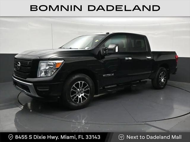 2021 Nissan Titan Crew Cab SV 4x4 for sale in Miami, FL