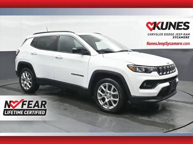2023 Jeep Compass Latitude Lux FWD for sale in Sycamore, IL