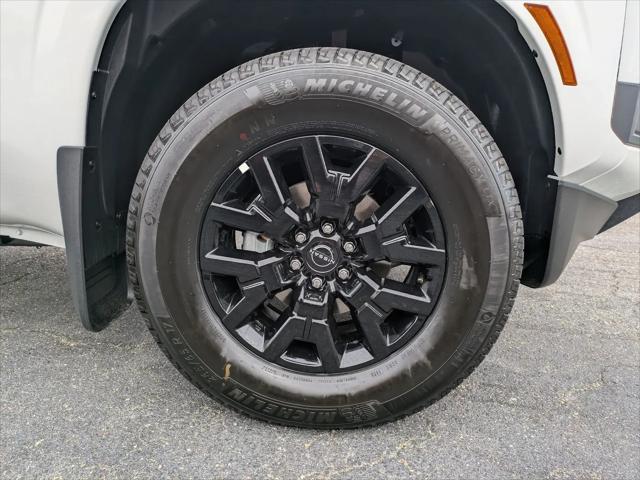 2027 Nissan Frontier SV