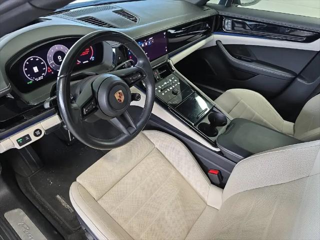 2025 Porsche Panamera 4