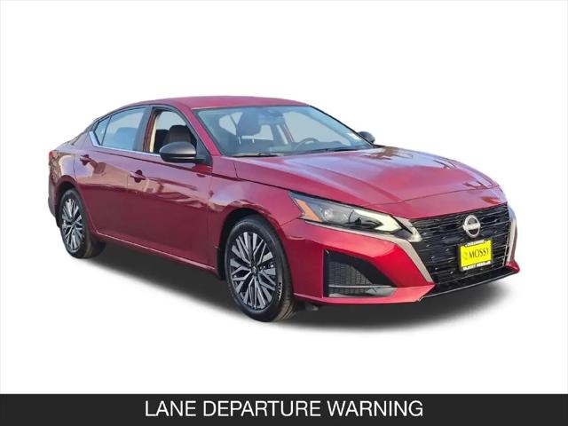 2026 Nissan Altima SV FWD