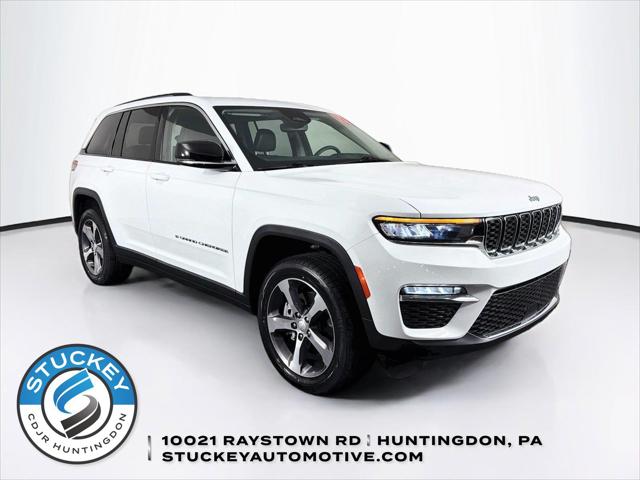 2022 Jeep Grand Cherokee 4xe Limited 4x4 2022 Jeep Grand Cherokee 4xe Limited 4x4