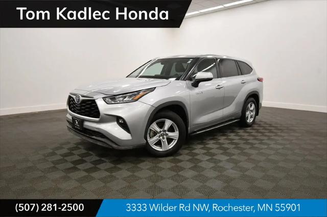 2020 Toyota Highlander Hybrid LE for sale in Rochester, MN