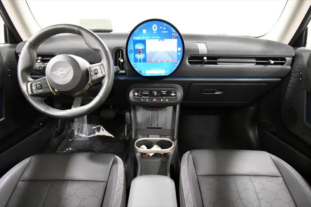 2025 MINI Hardtop Cooper