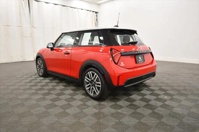 2025 MINI Hardtop Cooper