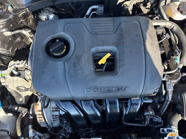 2022 Kia Forte LXS 2022 Kia Forte LXS