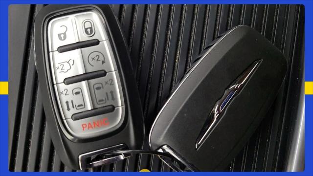 2023 Chrysler Pacifica Hybrid Touring L