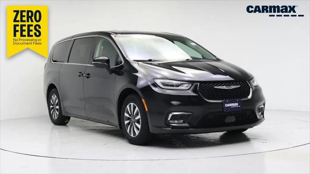 2023 Chrysler Pacifica Hybrid Touring L for sale in Tinley Park, IL