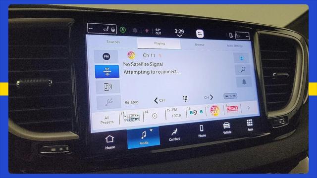 2026 Chrysler Pacifica Select