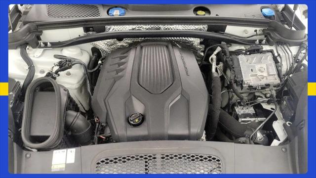 2022 Porsche Macan Macan