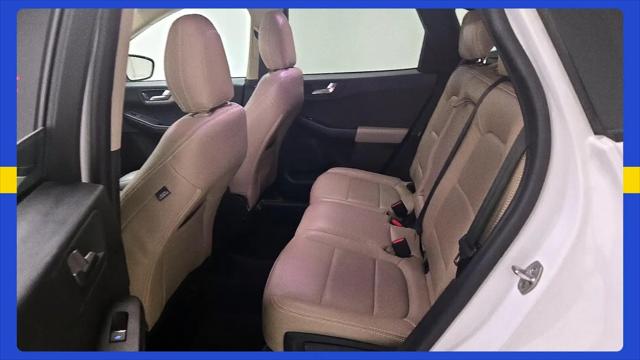 2020 Ford Escape SE