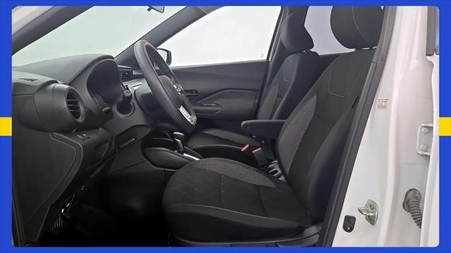 2019 Nissan Kicks S