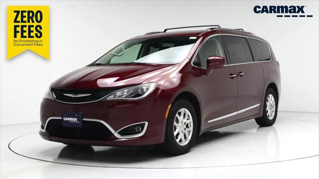2020 Chrysler Pacifica Touring L for sale in Naperville, IL
