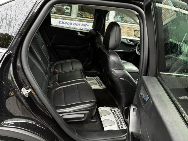 2025 Ford Escape Platinum