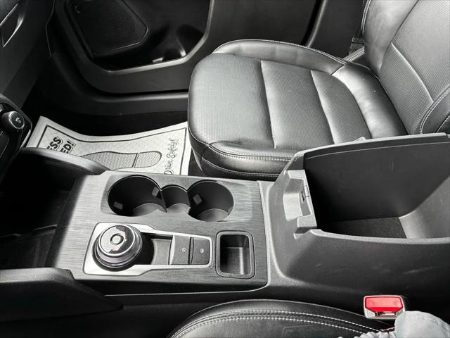2025 Ford Escape Platinum