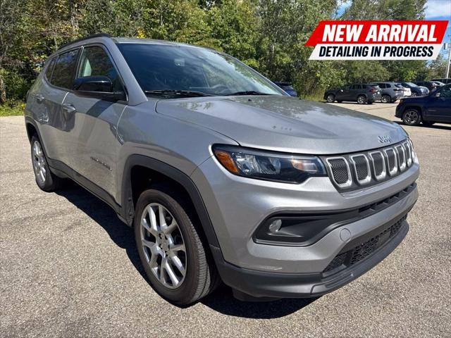 2022 Jeep Compass Latitude Lux 4x4 2022 Jeep Compass Latitude Lux 4x4