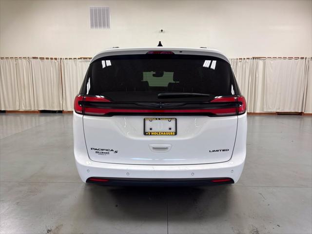 2025 Chrysler Pacifica Limited