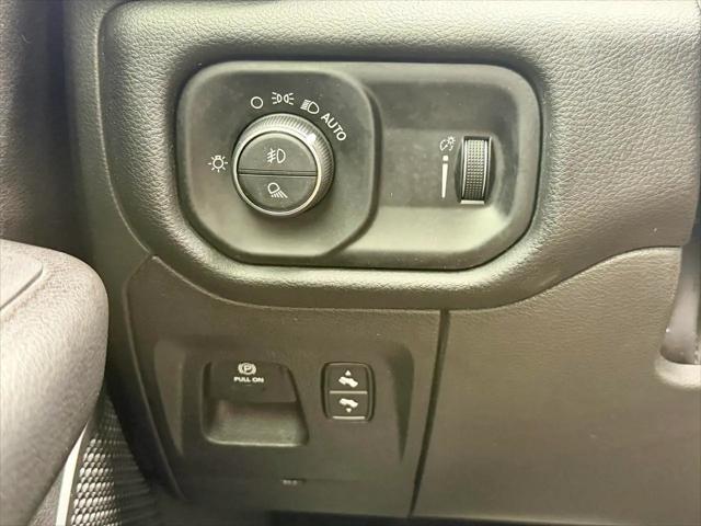 2022 Ram 1500 Big Horn Crew Cab 4x4 57 Box