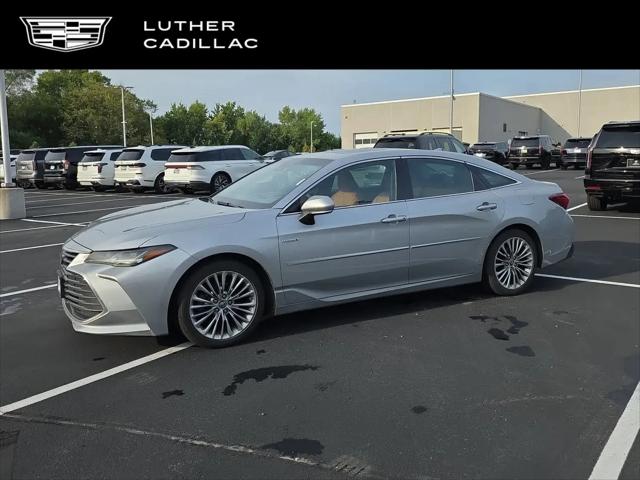 2019 Toyota Avalon Hybrid Limited for sale in Vadnais Heights, MN