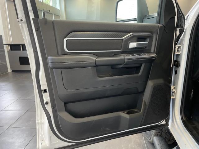 2026 Ram 2500 Big Horn Crew Cab 4x4 8 Box
