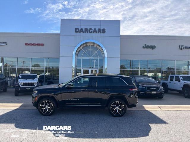 2022 Jeep Grand Cherokee 4xe Summit Reserve 4x4 2022 Jeep Grand Cherokee 4xe Summit Reserve 4x4