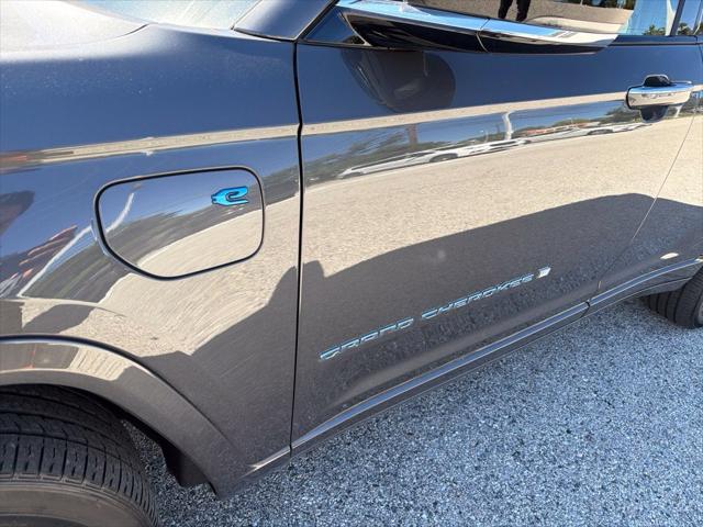 2023 Jeep Grand Cherokee 4xe Overland 2023 Jeep Grand Cherokee 4xe Overland