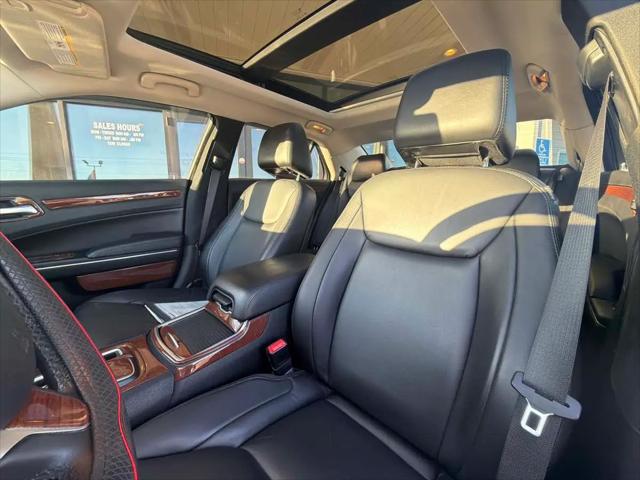 2016 Chrysler 300 Anniversary Edition