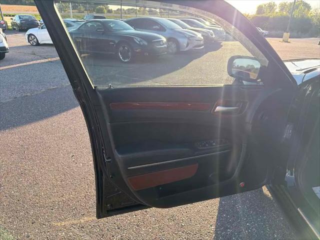 2016 Chrysler 300 Anniversary Edition