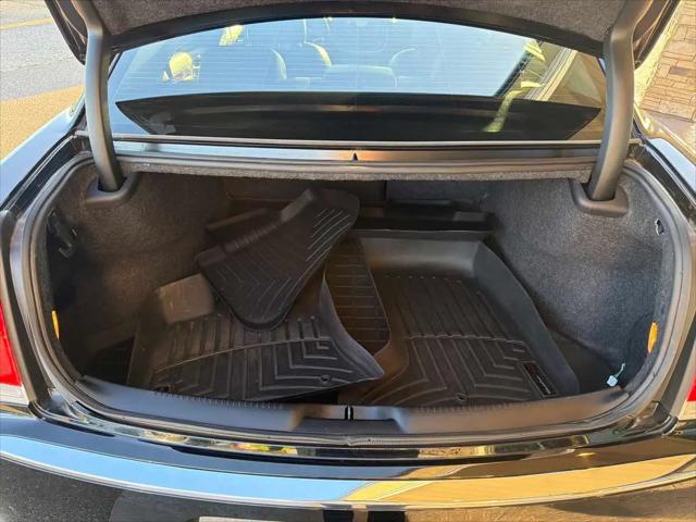 2016 Chrysler 300 Anniversary Edition