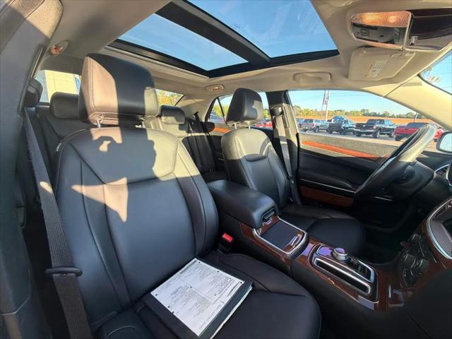 2016 Chrysler 300 Anniversary Edition