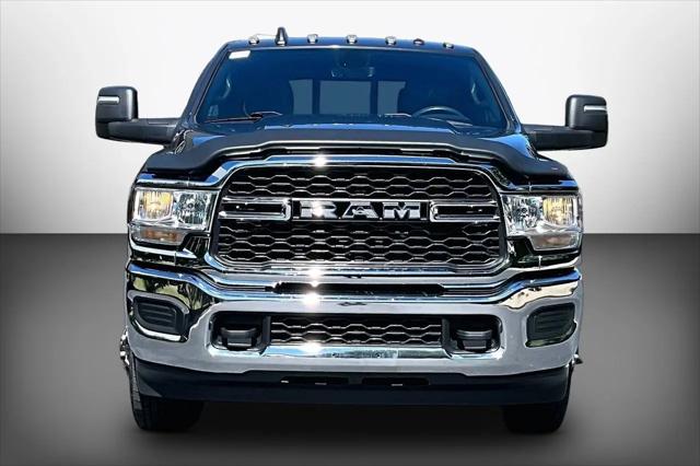 2024 Ram 3500 Tradesman Crew Cab 4x4 8 Box