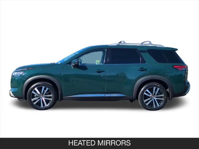 2023 Nissan Pathfinder Platinum FWD