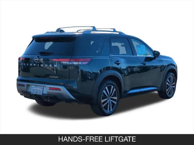 2023 Nissan Pathfinder Platinum FWD