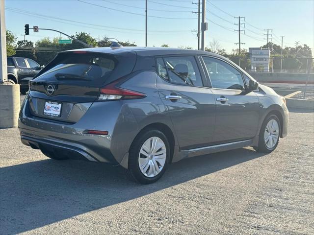 2025 Nissan LEAF S