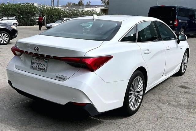 2021 Toyota Avalon Limited Hybrid