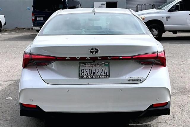 2021 Toyota Avalon Limited Hybrid