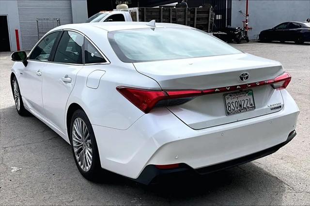 2021 Toyota Avalon Limited Hybrid