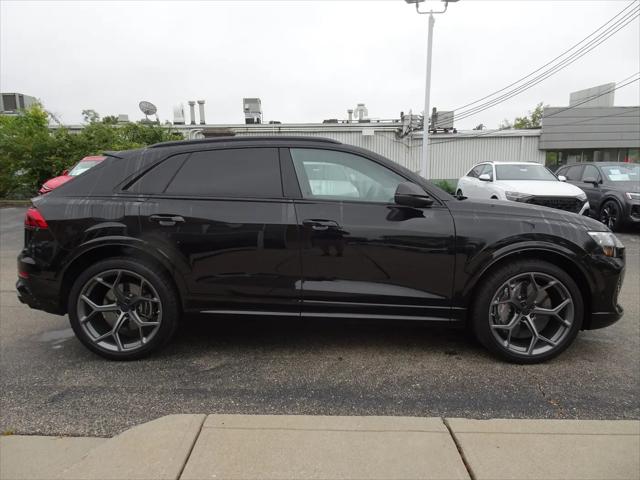 2026 Audi RS Q8 performance quattro tiptronic