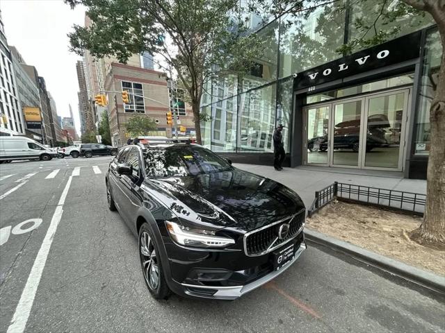 2024 Volvo V90 Cross Country B6 Plus for sale in New York, NY
