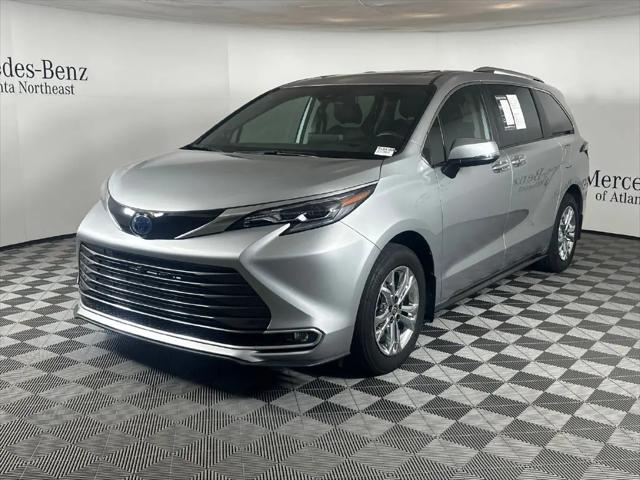 2024 Toyota Sienna Platinum