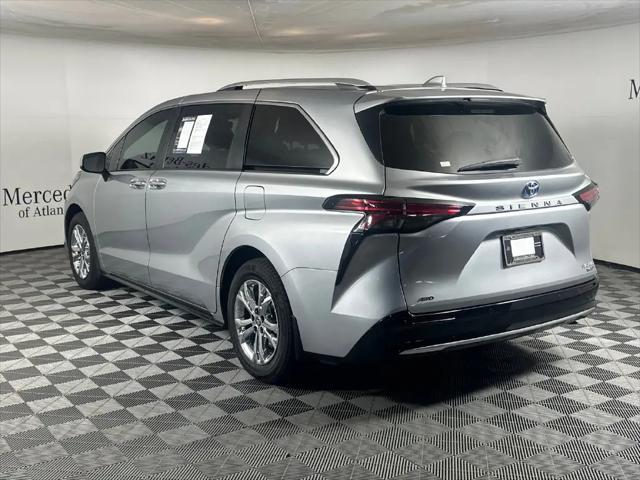 2024 Toyota Sienna Platinum