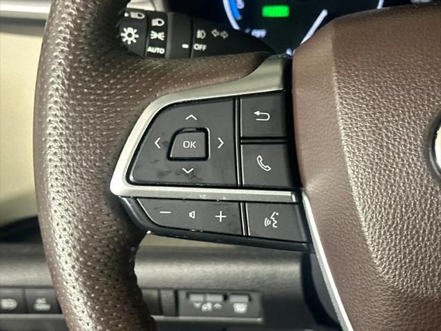 2024 Toyota Sienna Platinum